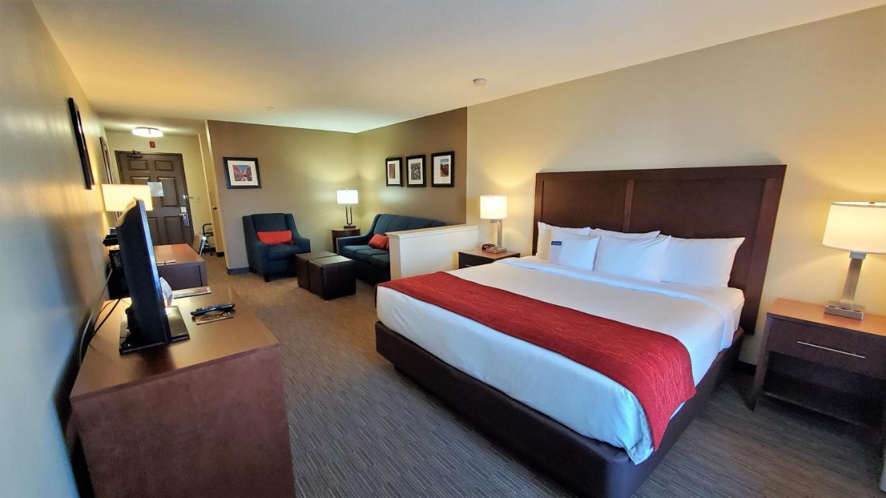Comfort Inn & Suites Tempe Phoenix Sky Harbor Airport Exterior foto
